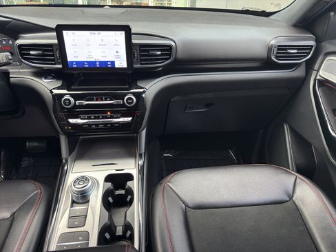 Used 2023 Ford Explorer ST-Line w/ Class IV Trailer Tow Package image 24