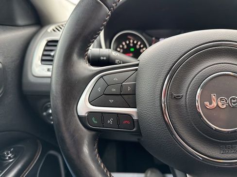 Used 2020 Jeep Compass Latitude image 26