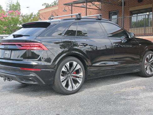 Used 2023 Audi Q8 Prestige AWD/4WD image 9