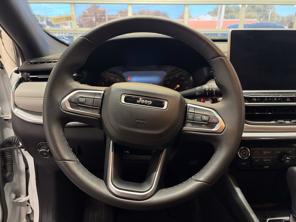Used 2024 Jeep Compass Limited AWD/4WD image 23