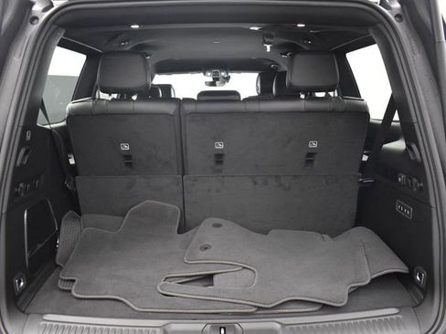 New 2026 Jeep Grand Wagoneer Limited w/ 8-Passenger Seating Package image 7