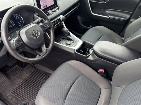 Used 2023 Toyota RAV4 LE image 12