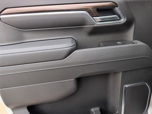 New 2026 Chevrolet Silverado 1500 RST image 32