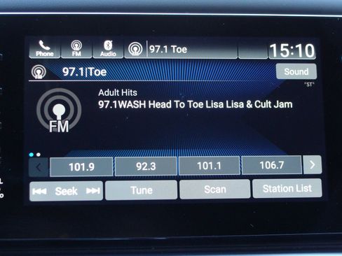 Used 2018 Honda Accord Sport image 16