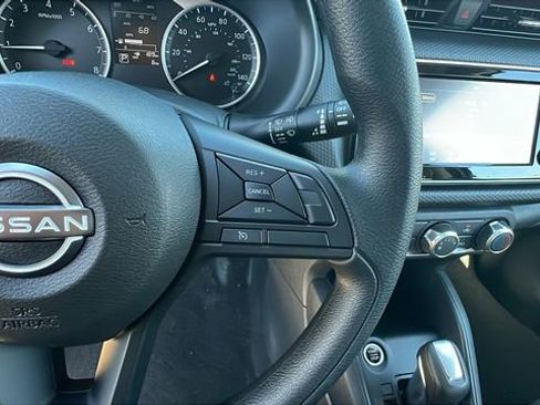 New 2025 Nissan Kicks Play S image 27