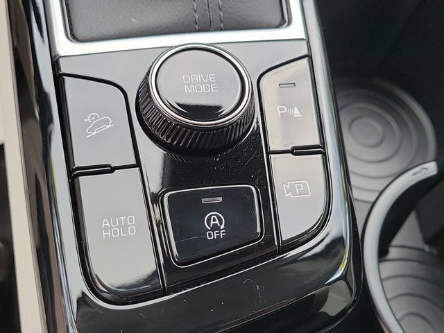 Used 2025 Kia Sportage EX FWD image 29