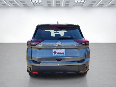 New 2026 Nissan Rogue SV FWD image 5