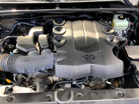 Used 2021 Toyota 4Runner TRD Off-Road Premium AWD/4WD image 54