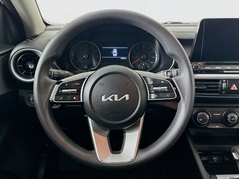 Used 2024 Kia Forte LXS w/ LXS Technology Package FWD image 18
