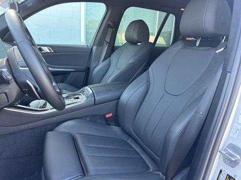 Used 2021 BMW X5 sDrive40i w/ Convenience Package RWD image 9