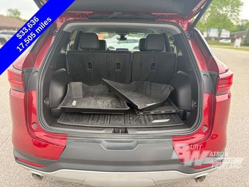 Used 2024 Chevrolet Blazer LT w/ Sound & Technology Package AWD/4WD image 32