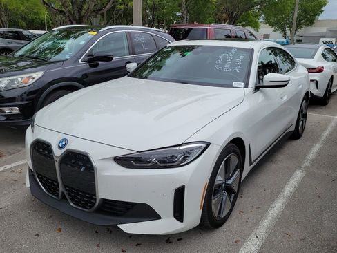 Certified 2023 BMW i4 eDrive35 w/ Premium Package RWD image 3