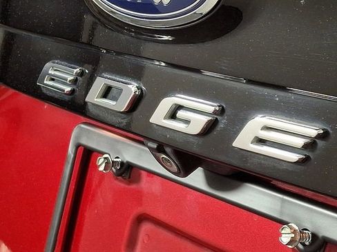 Used 2022 Ford Edge ST-Line w/ Class II Trailer Tow Package AWD/4WD image 30