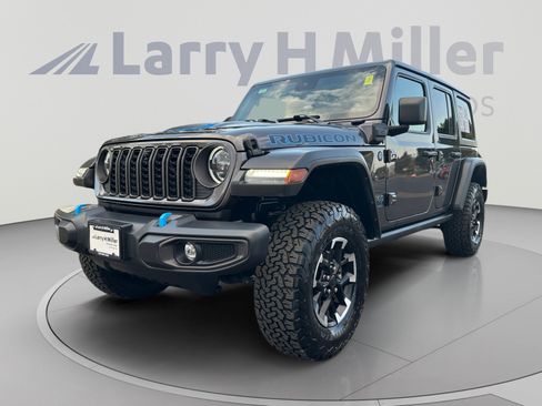 Used 2024 Jeep Wrangler Unlimited Rubicon 4xe w/ Technology Group AWD/4WD image 1