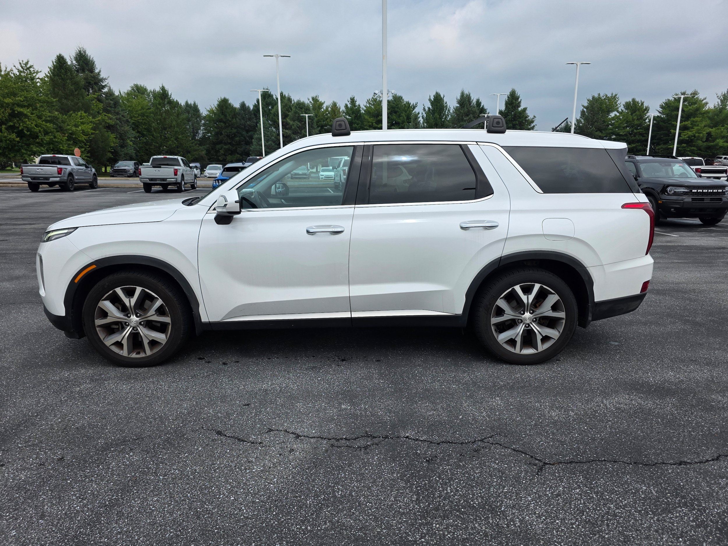 Used 2020 Hyundai Palisade SEL w/ Premium Package AWD/4WD image 2
