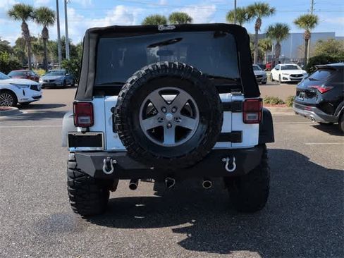 Used 2015 Jeep Wrangler Sport image 7