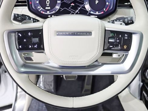 Used 2023 Land Rover Range Rover SE AWD/4WD image 16