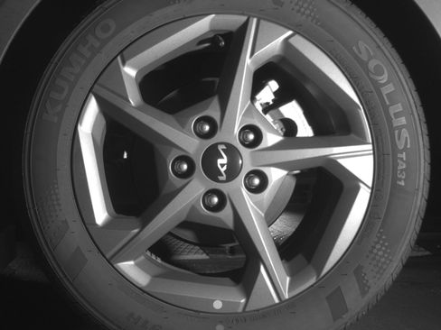 Used 2025 Kia K4 LXS image 14