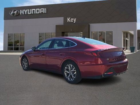 Certified 2023 Hyundai Sonata SEL w/ Convenience Package FWD image 4