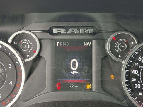 New 2026 RAM 2500 Big Horn AWD/4WD image 24
