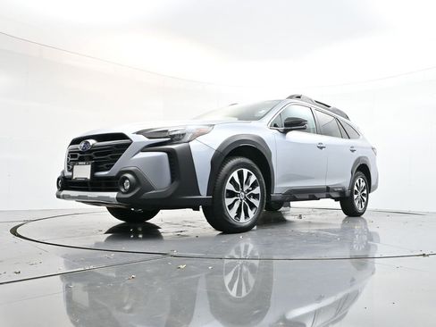 Used 2023 Subaru Outback Limited XT image 28