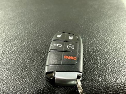 Used 2020 Dodge Challenger R/T Scat Pack image 28