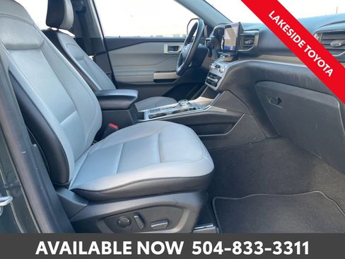 Used 2021 Ford Explorer XLT w/ Equipment Group 202A image 17