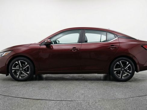Used 2025 Nissan Sentra SV image 5