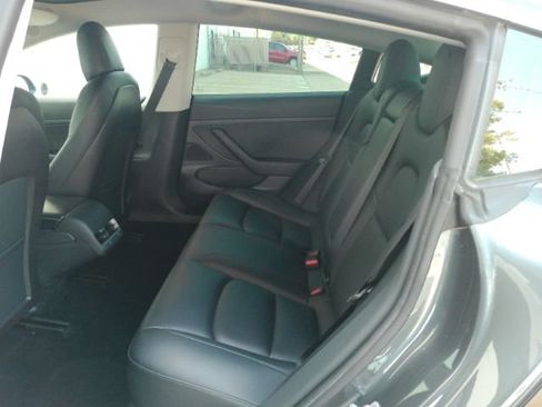 Used 2020 Tesla Model 3 Standard Range Plus RWD image 17