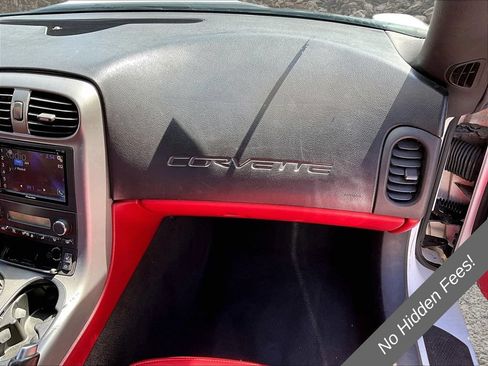 Used 2006 Chevrolet Corvette Coupe w/ Preferred Equipment Group RWD image 13