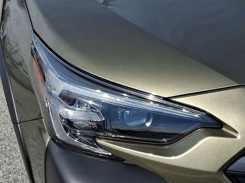 Certified 2025 Subaru Outback Premium image 10