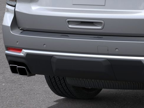 New 2026 Chevrolet Suburban High Country AWD/4WD image 14