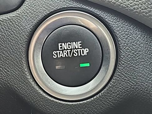 Used 2024 Chevrolet Equinox LS w/ LS Convenience Package FWD image 19