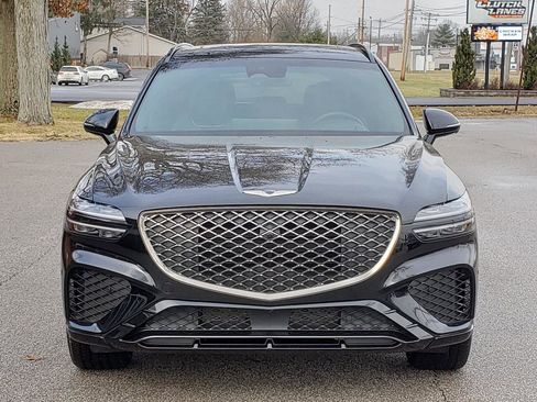 Used 2023 Genesis GV70 3.5T Sport w/ Sport Prestige Package image 7