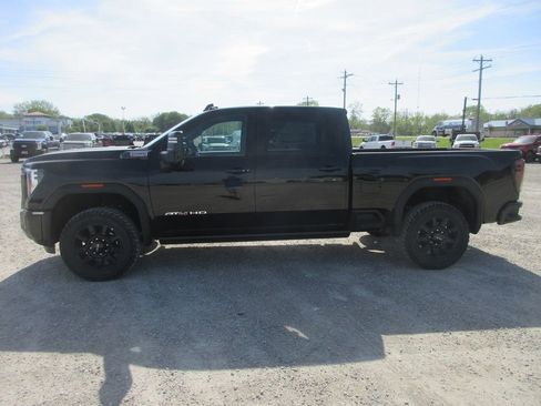 New 2026 GMC Sierra 2500 AT4 AWD/4WD image 9