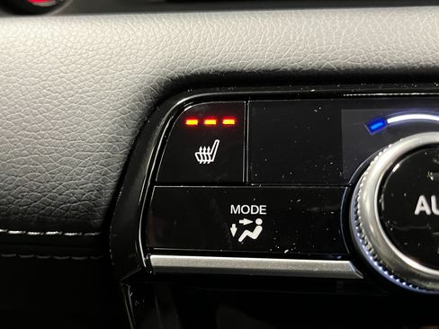 New 2026 Honda Pilot Touring image 22