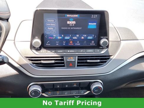 Used 2024 Nissan Altima 2.5 SR FWD image 16