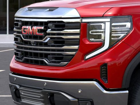 Certified 2026 GMC Sierra 1500 SLT image 25