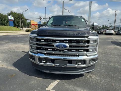 Used 2023 Ford F350 Lariat w/ Chrome Package AWD/4WD image 3