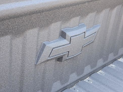 Used 2026 Chevrolet Silverado 1500 LT Trail Boss w/ Safety Package AWD/4WD image 21
