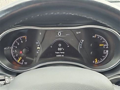 Used 2021 Jeep Grand Cherokee Laredo X image 10