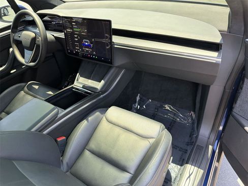 Used 2022 Tesla Model X Plaid AWD/4WD image 13