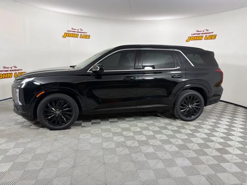 Used 2024 Hyundai Palisade Calligraphy AWD/4WD image 2