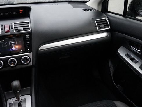 Used 2017 Subaru Crosstrek 2.0i Premium AWD/4WD image 30