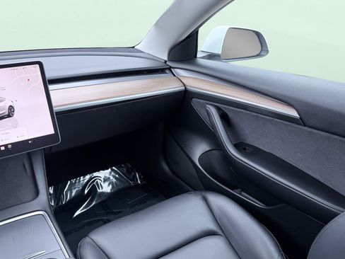 Used 2023 Tesla Model 3 Standard Range RWD image 26