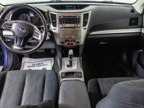 Used 2013 Subaru Outback 2.5i Premium AWD/4WD image 20
