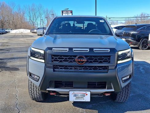 New 2026 Nissan Frontier PRO-4X w/ Pro-4x Convenience Package image 2