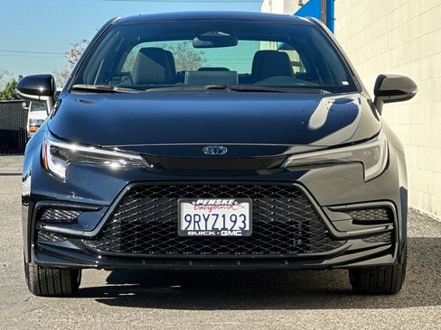Used 2025 Toyota Corolla SE image 9