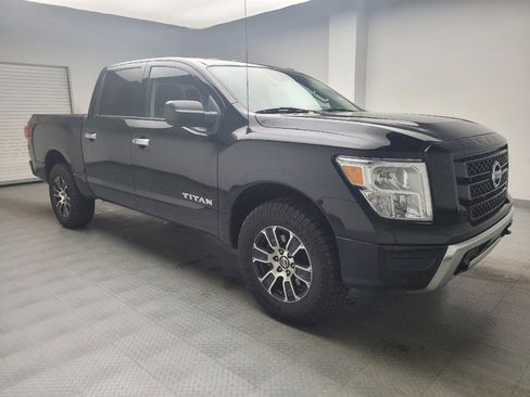 Used 2021 Nissan Titan SV w/ SV Convenience Package AWD/4WD image 11