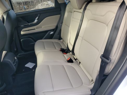 New 2026 Lincoln Corsair Premiere image 28